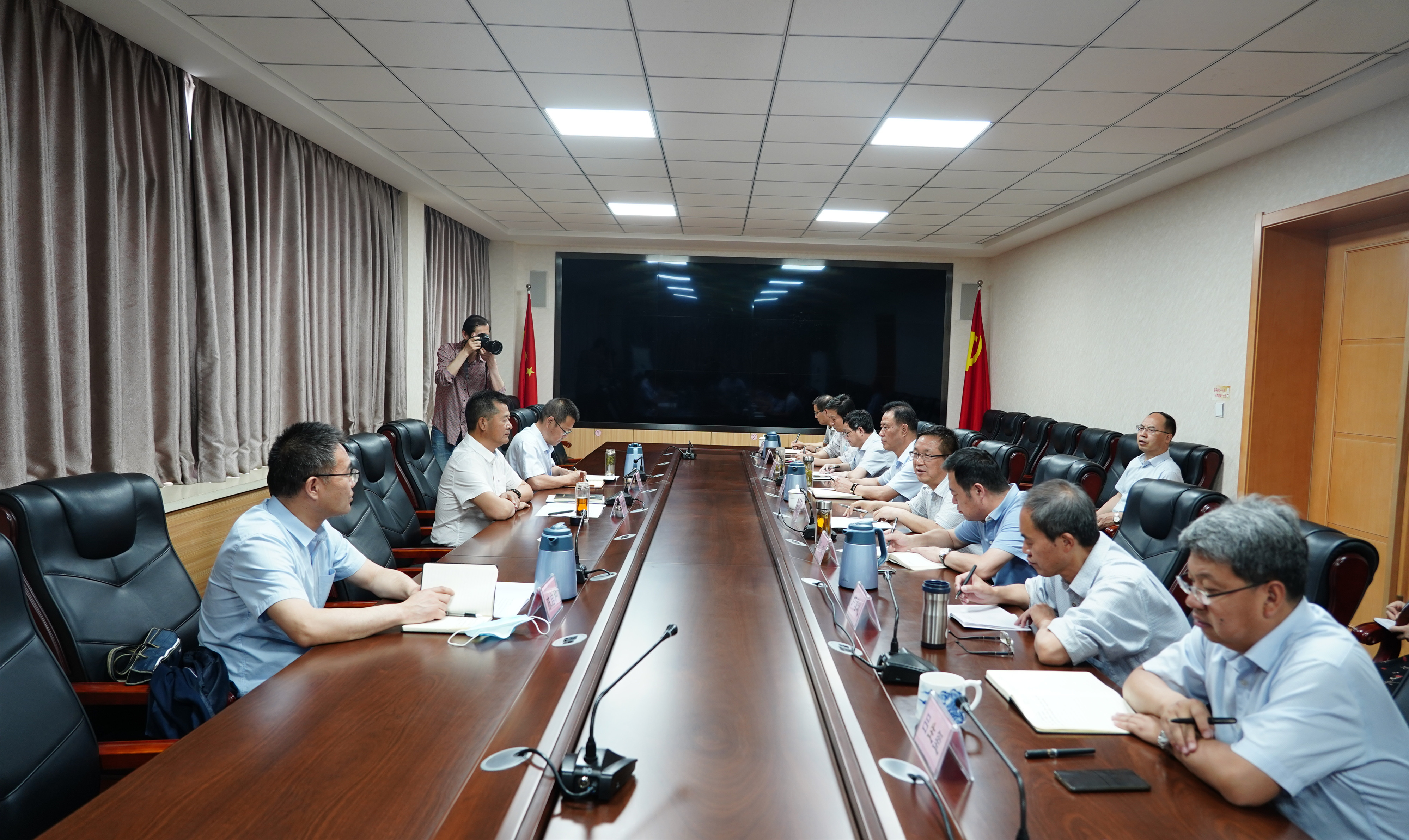 集團股份公司黨委書記、董事長宋忠慶調(diào)研水電設計院