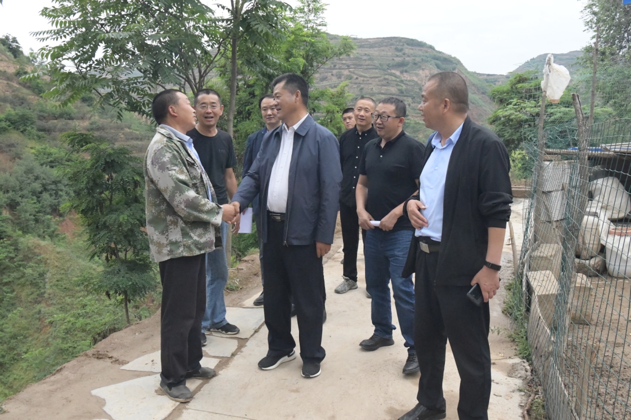 全力攻堅  精銳出擊<br/>——甘肅工程咨詢集團調(diào)研督導建筑設計院脫貧攻堅工作側記